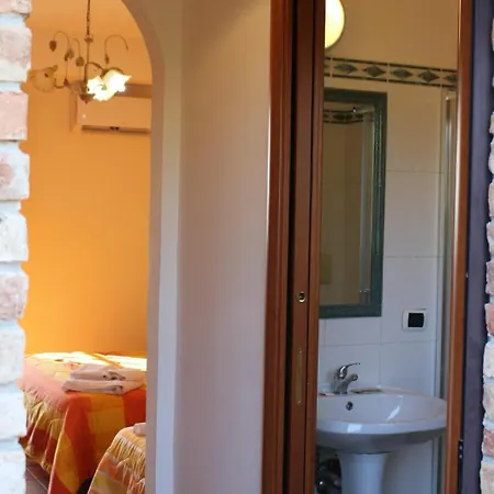 مزرعة للإقامة Fonte Madonna Mirto (Cosenza)